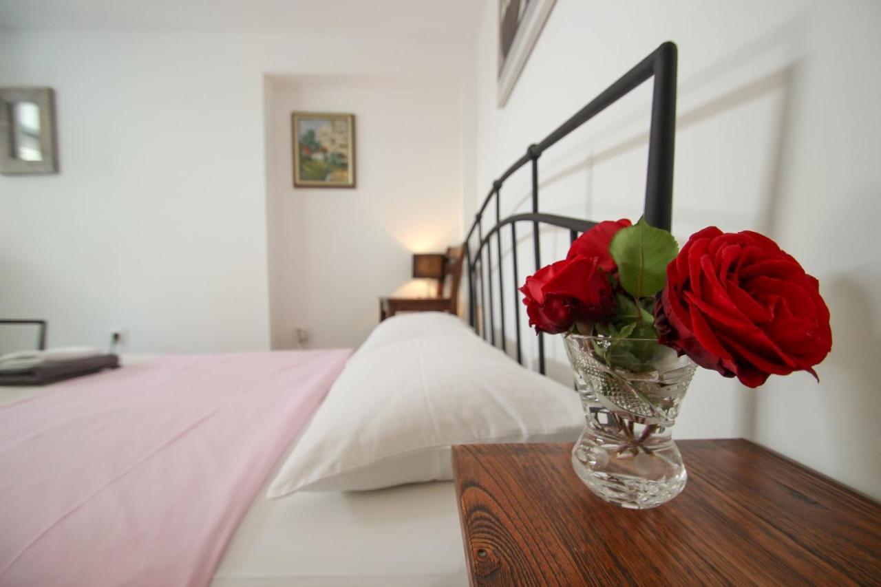Novigrad Istria Carla Guest House المظهر الخارجي الصورة