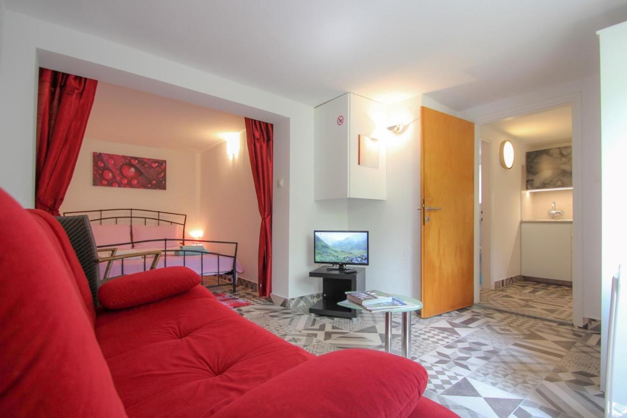 Novigrad Istria Carla Guest House المظهر الخارجي الصورة